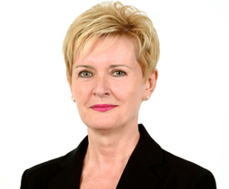 Lyne Gaudreault Avocate chez Dunton Rainville